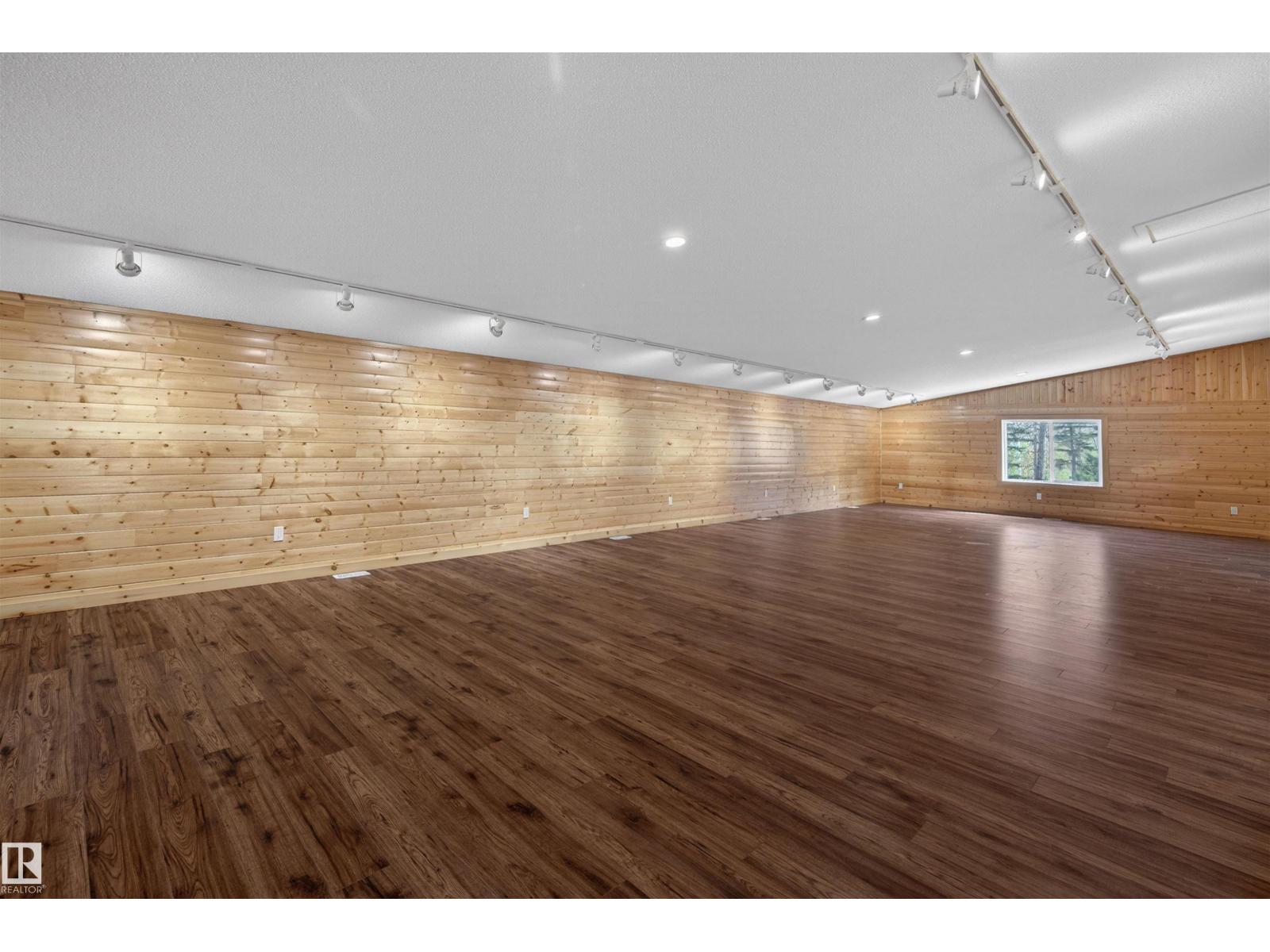51574 RGE ROAD 225A - 56