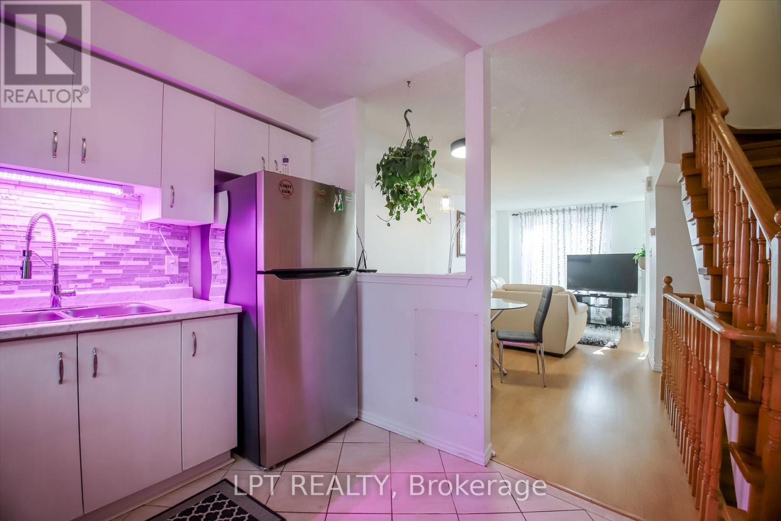 #36 1378 MEADOWVALE ROAD - 12