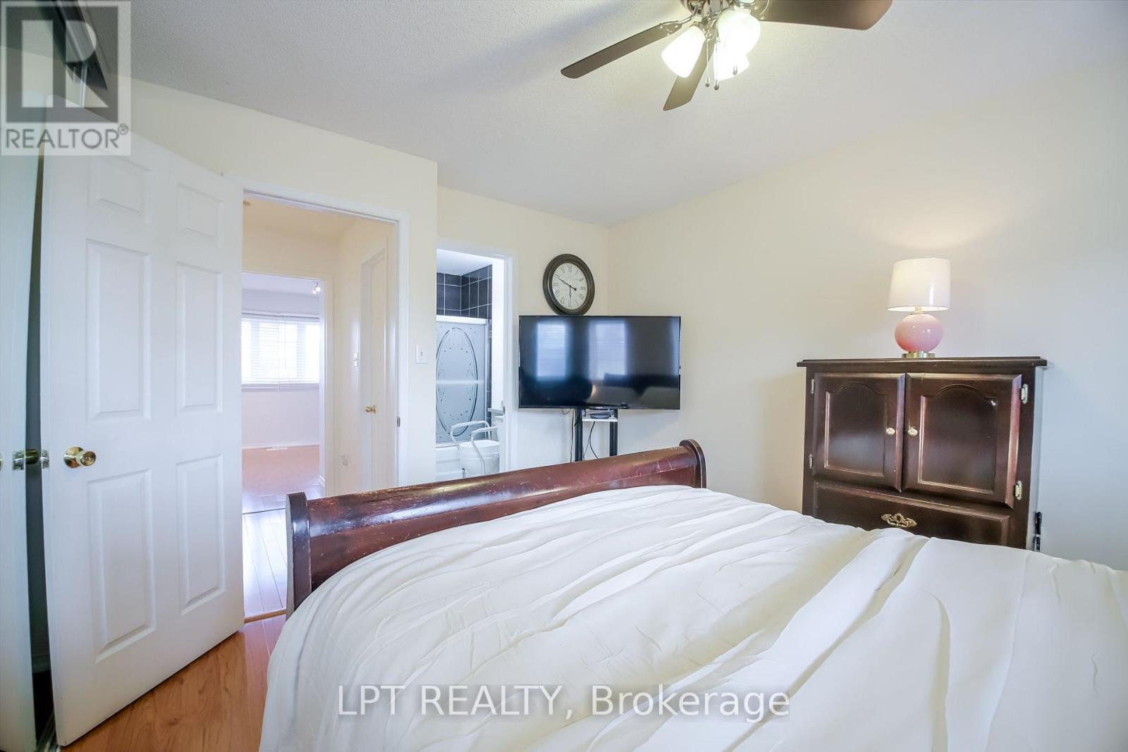 #36 1378 MEADOWVALE ROAD - 17