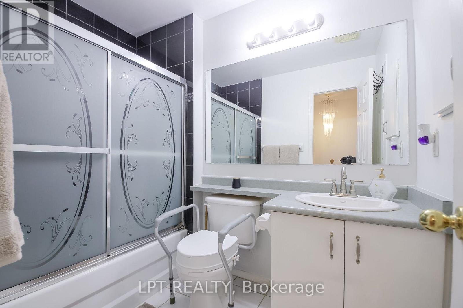 #36 1378 MEADOWVALE ROAD - 19