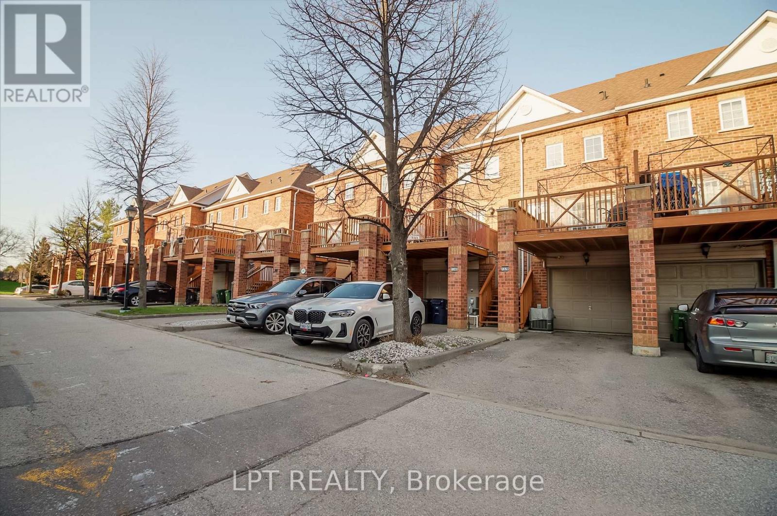 #36 1378 MEADOWVALE ROAD - 3