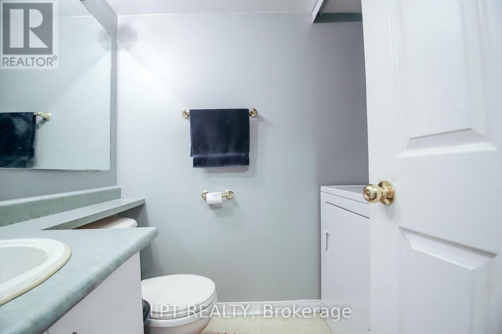 #36 1378 MEADOWVALE ROAD - 30