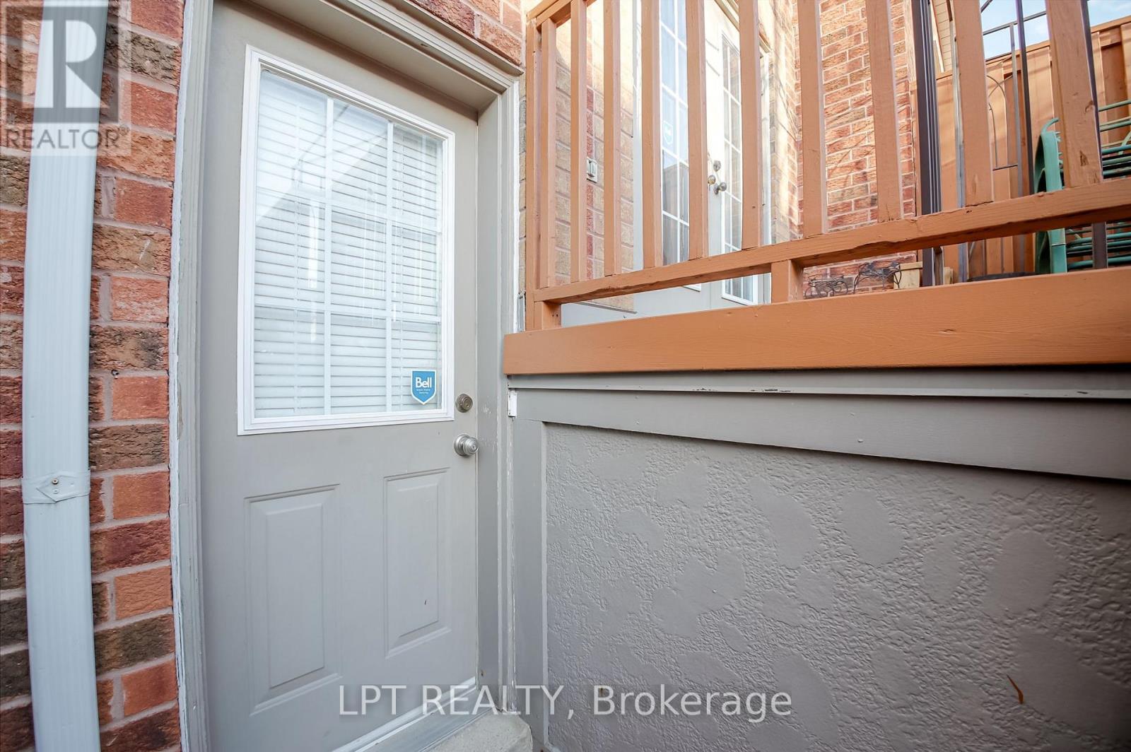 #36 1378 MEADOWVALE ROAD - 33