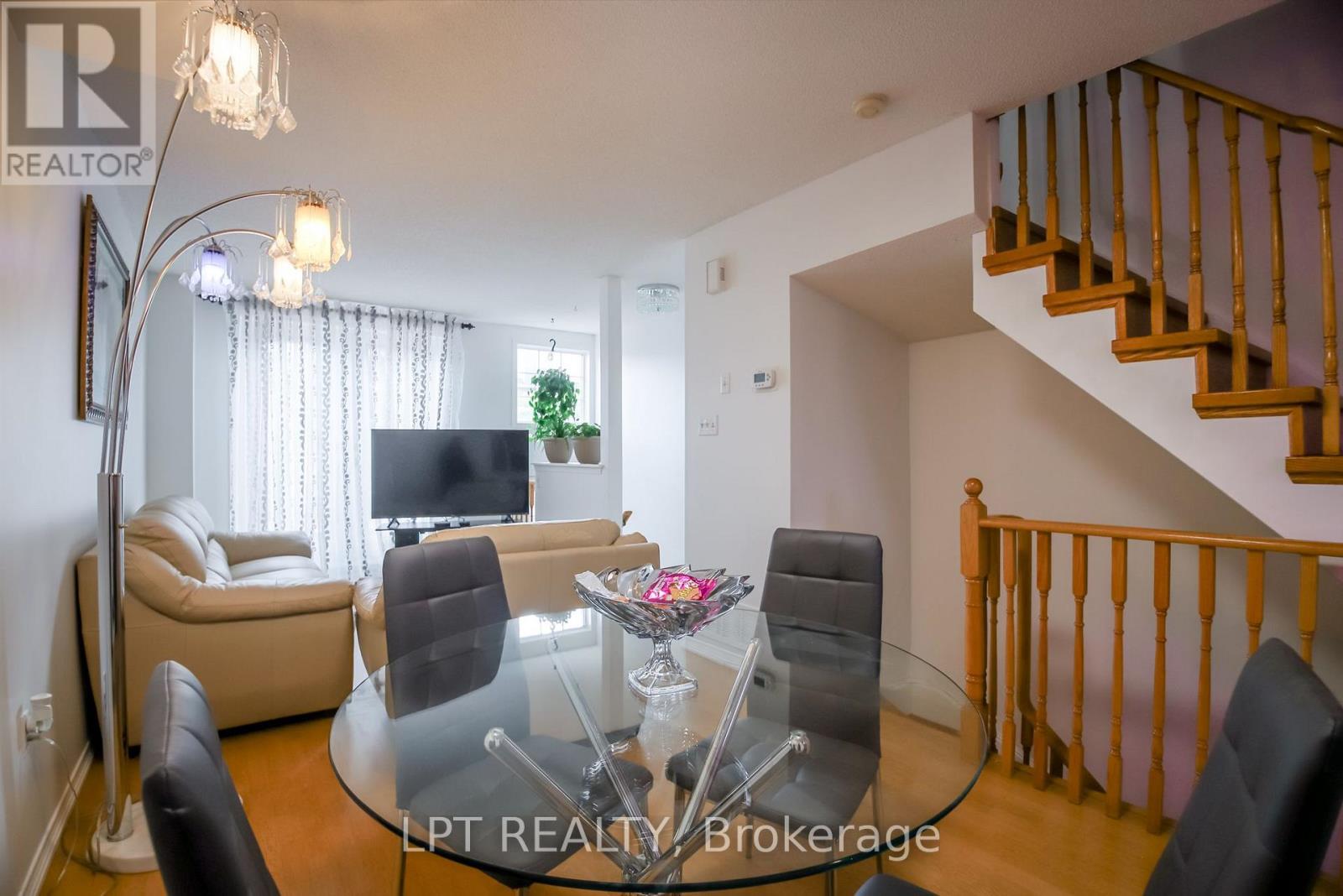 #36 1378 MEADOWVALE ROAD - 8