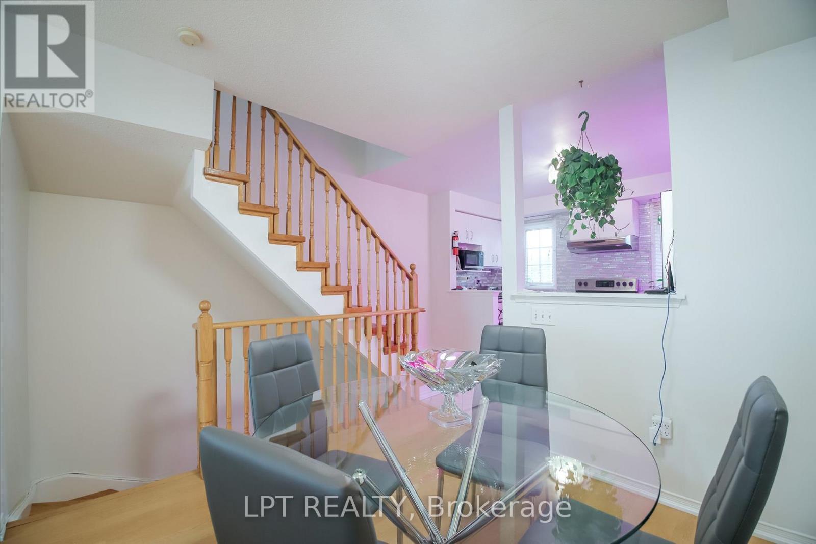 #36 1378 MEADOWVALE ROAD - 9