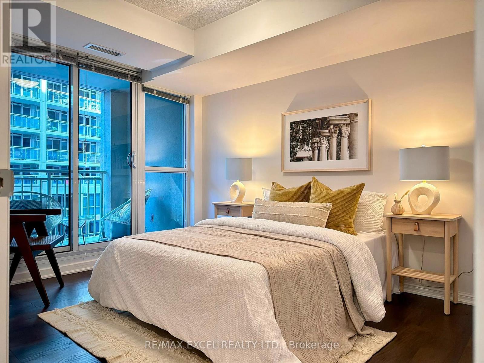 #720 35 BASTION STREET - Image 30