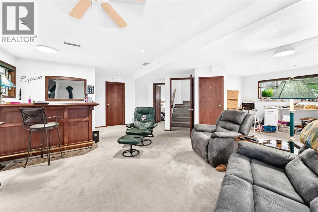 Listing photo – 13 Westglen Boulevard, Blackfalds