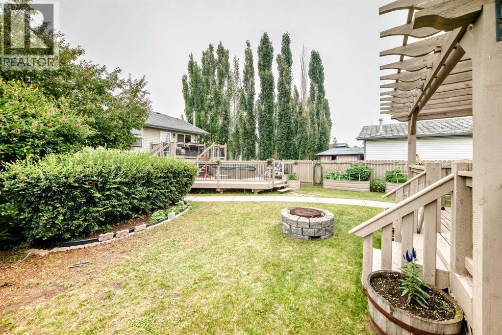 Listing photo – 13 Westglen Boulevard, Blackfalds