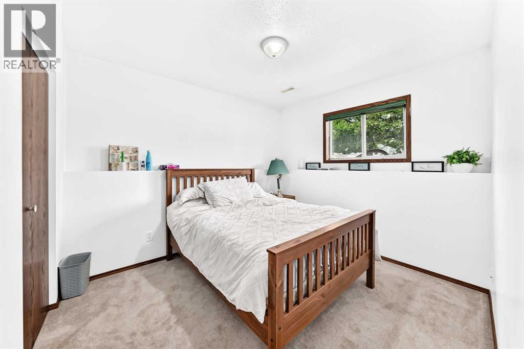 Listing photo – 13 Westglen Boulevard, Blackfalds