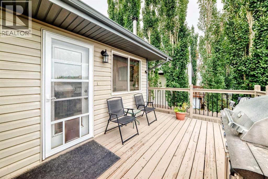 Listing photo – 13 Westglen Boulevard, Blackfalds