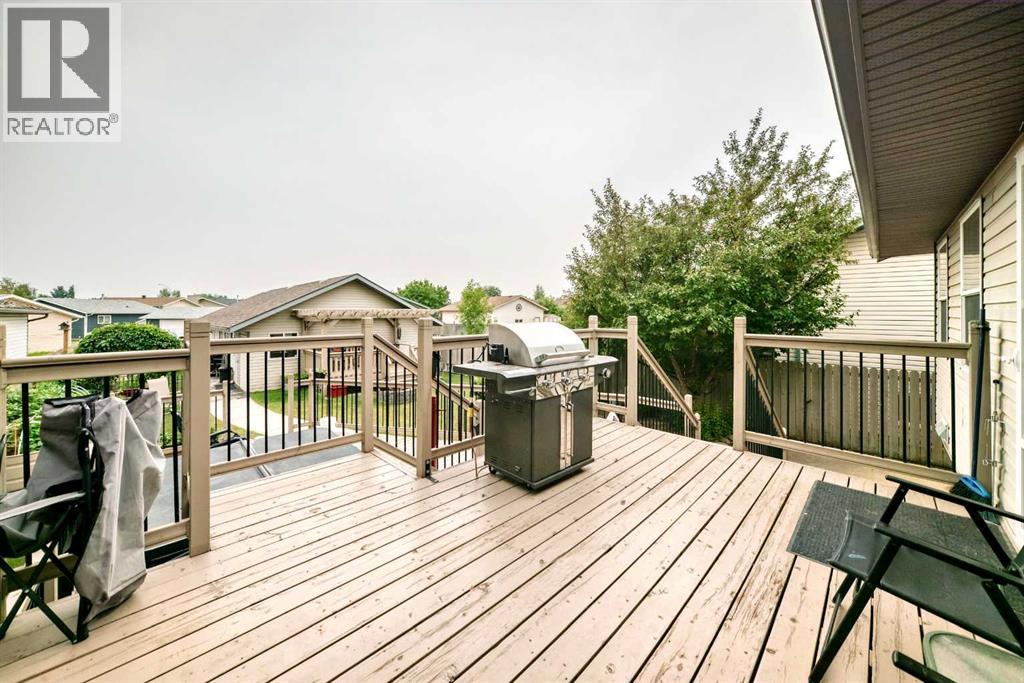 Listing photo – 13 Westglen Boulevard, Blackfalds