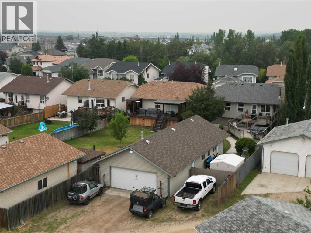 Listing photo – 13 Westglen Boulevard, Blackfalds