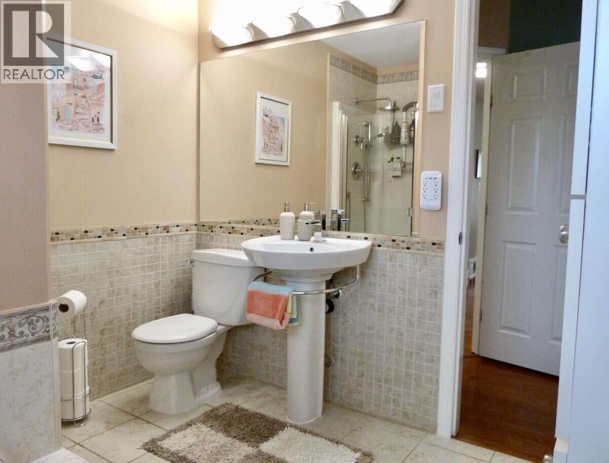 2379 MCTAVISH ROAD - 21