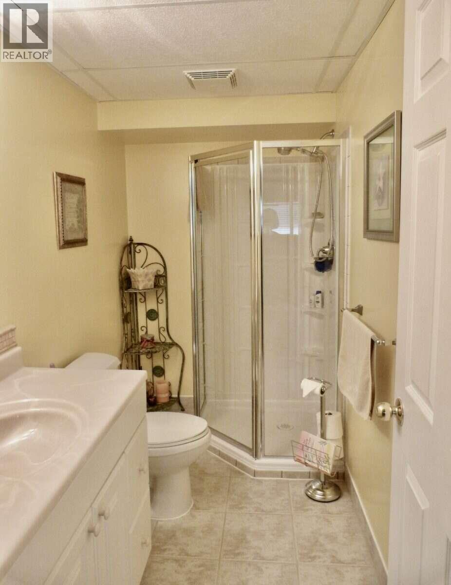 2379 MCTAVISH ROAD - 34