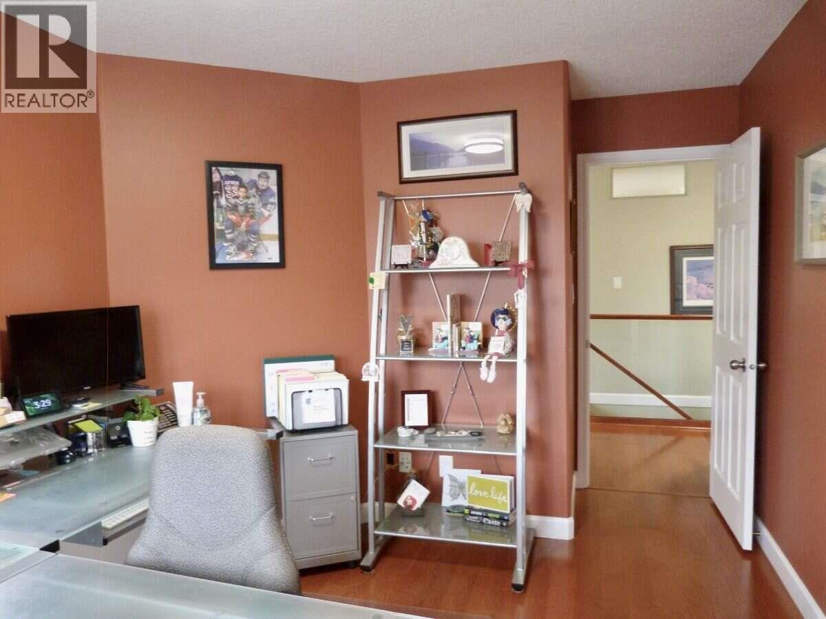 2379 MCTAVISH ROAD - 29