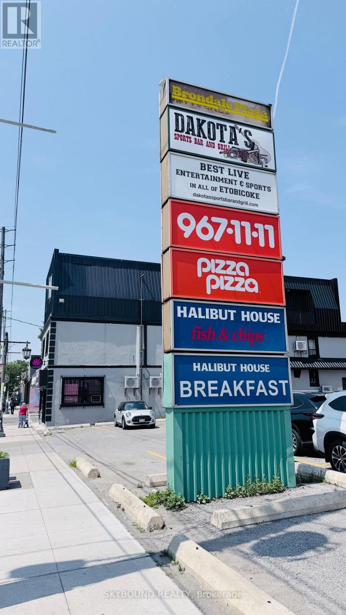 2 - 2814 LAKESHORE BOULEVARD W