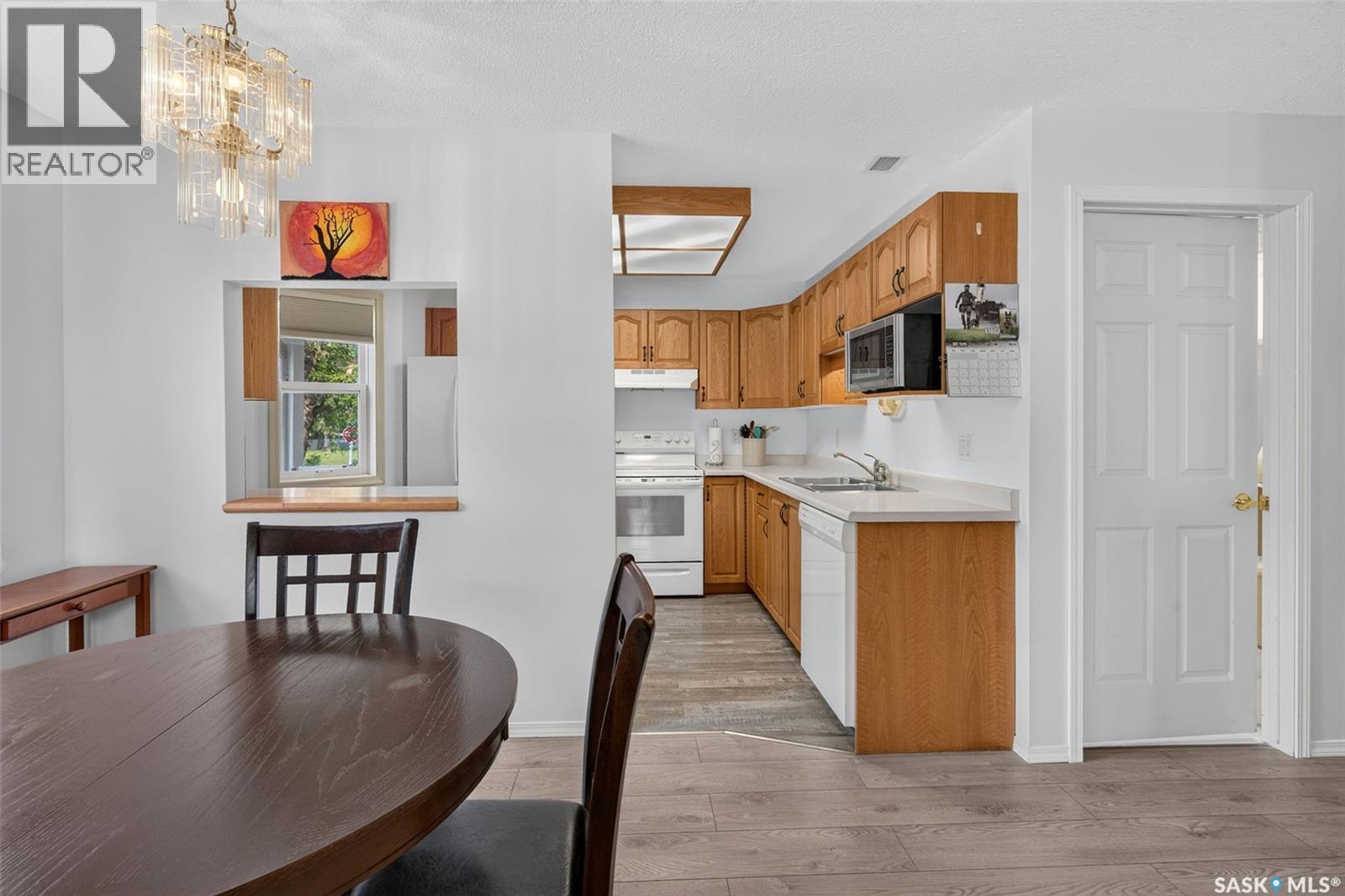 #104 2405 1st AVENUE W - Image 10
