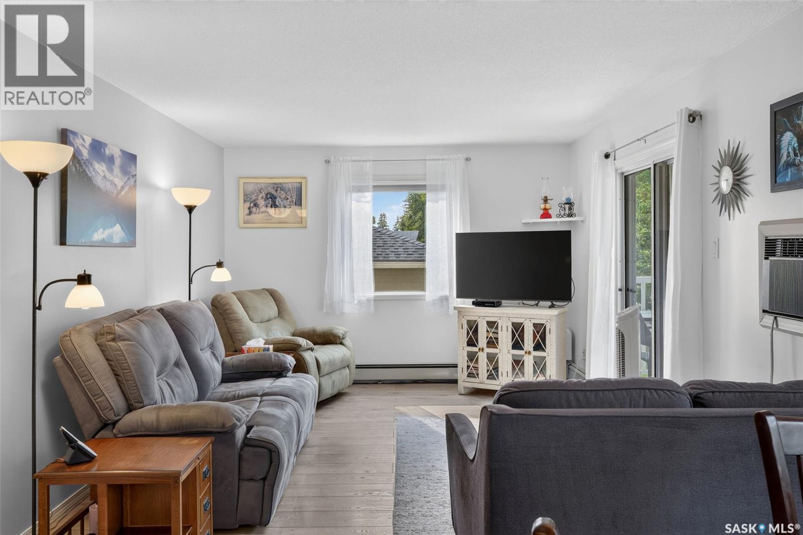 #104 2405 1st AVENUE W - Image 16