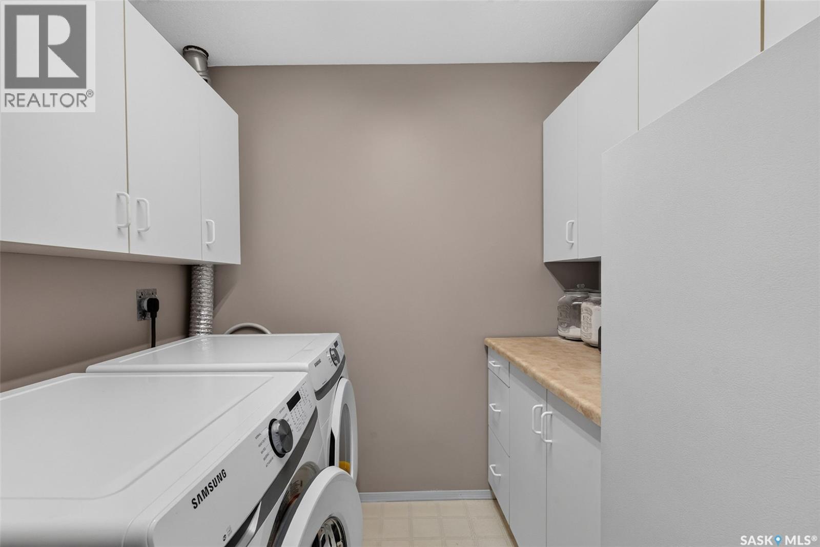 #104 2405 1st AVENUE W - Image 24