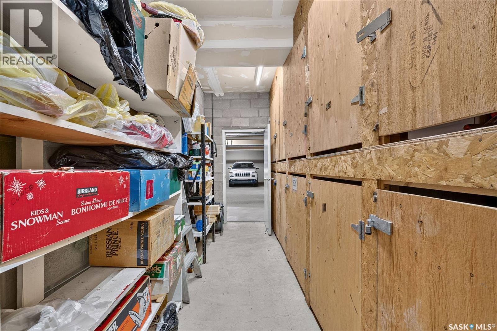 #104 2405 1st AVENUE W - Image 38