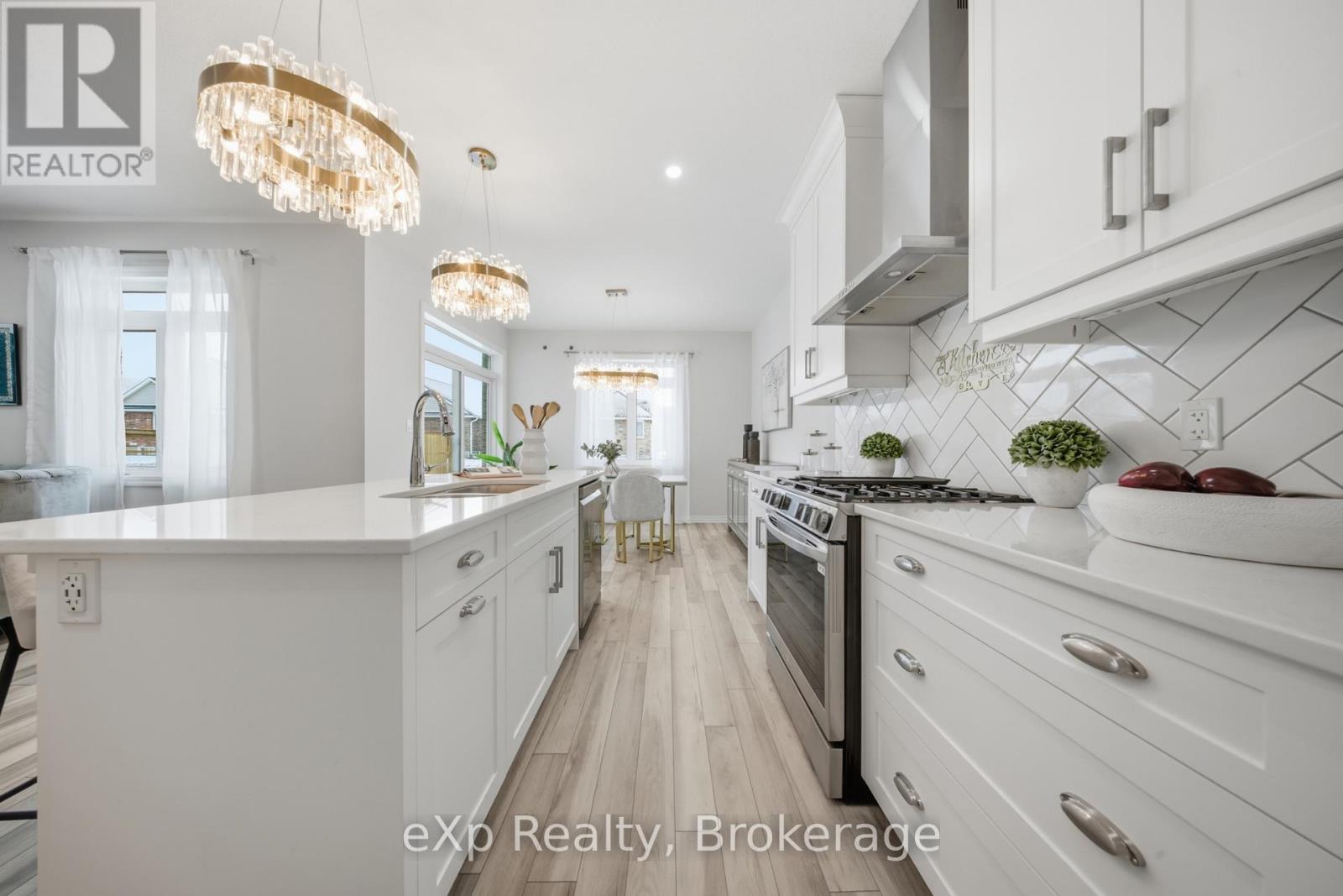 89 ACORN TRAIL - 14
