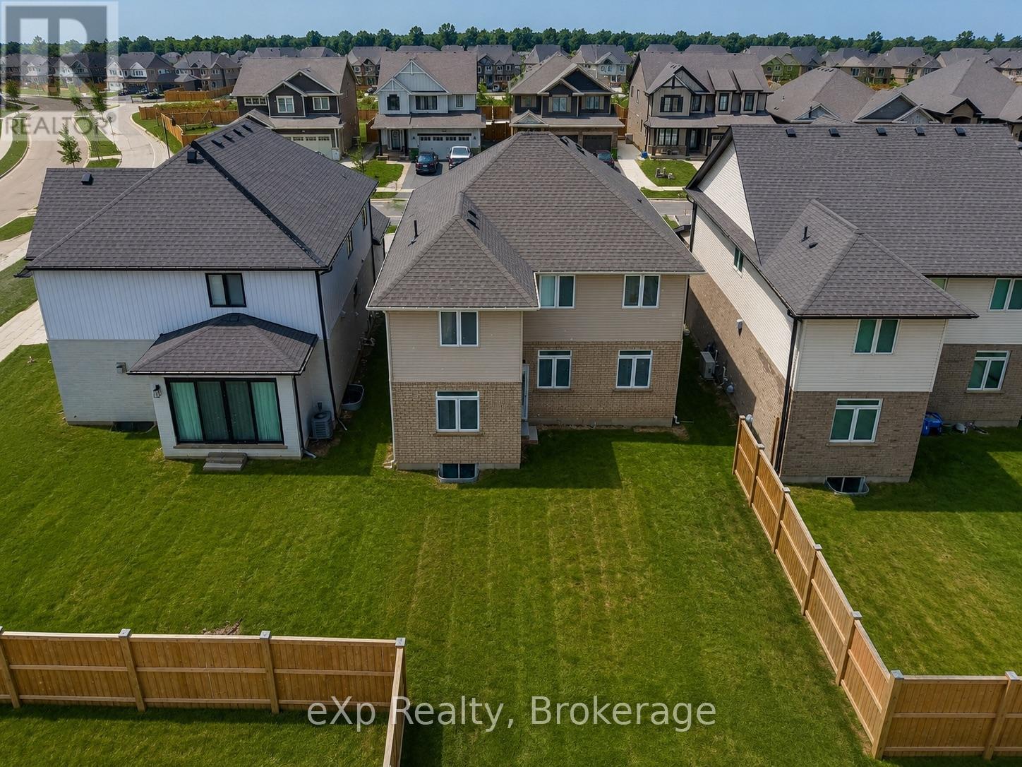 89 ACORN TRAIL - 38