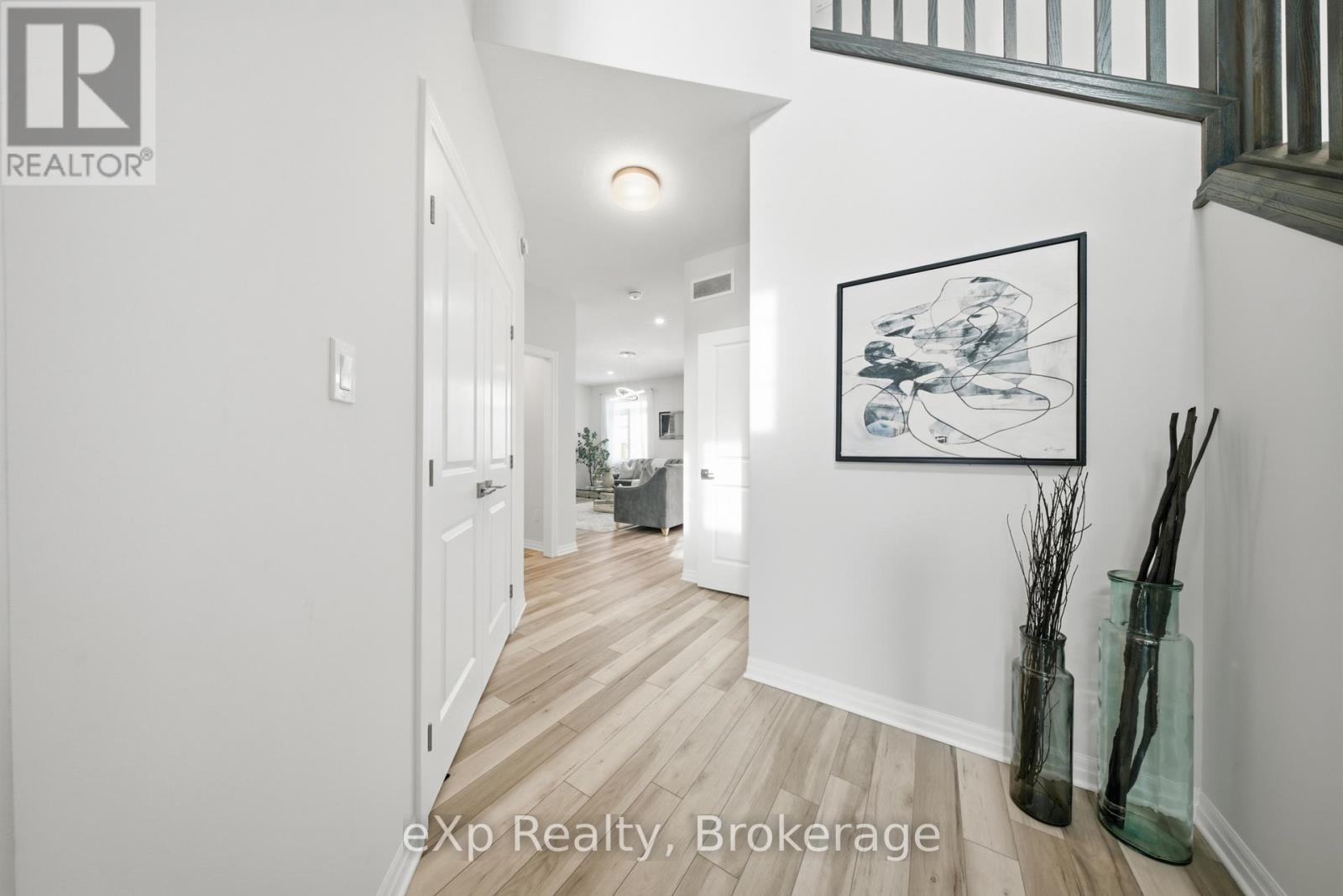 89 ACORN TRAIL - 6