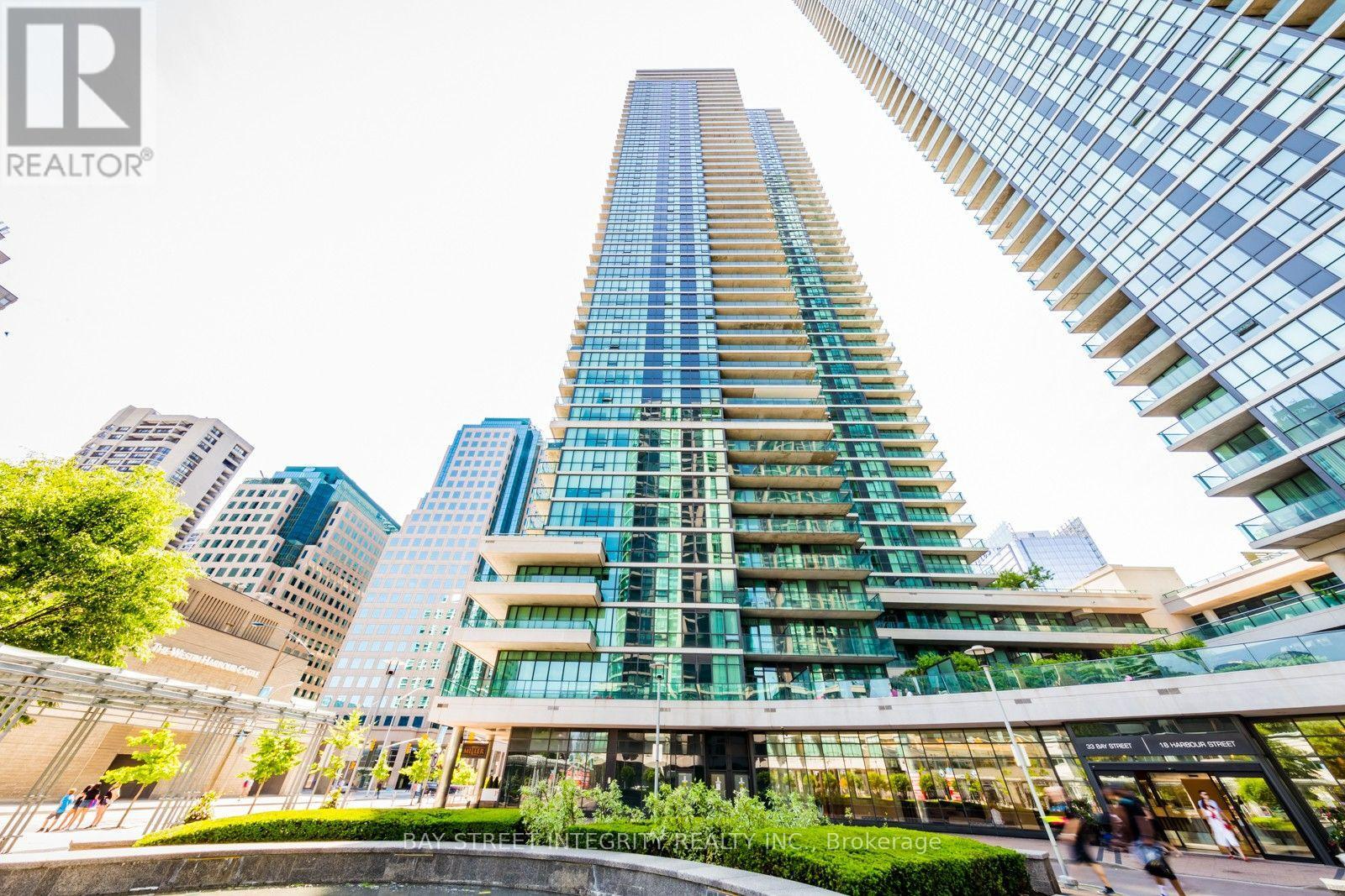 Photo of 33 Bay Street