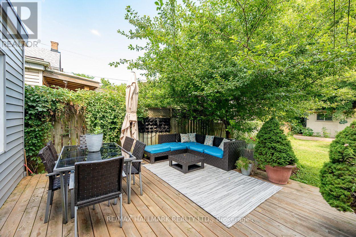 38 BOULTBEE AVENUE - 19