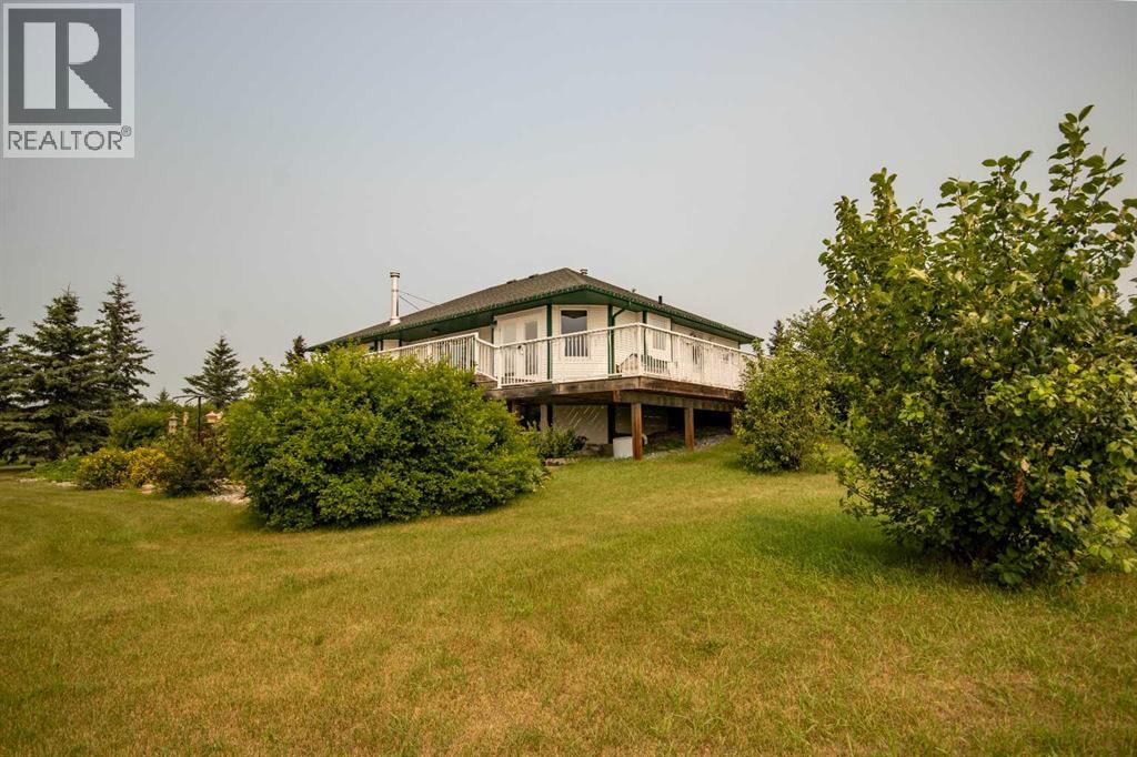 4351 Township Road 332 - 4