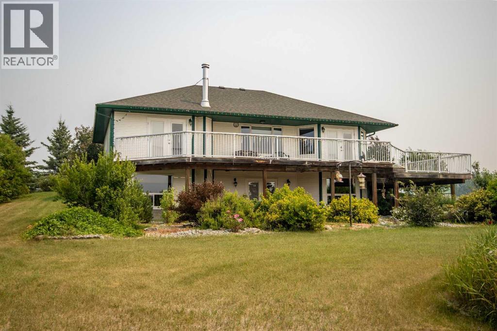 4351 Township Road 332 - 3