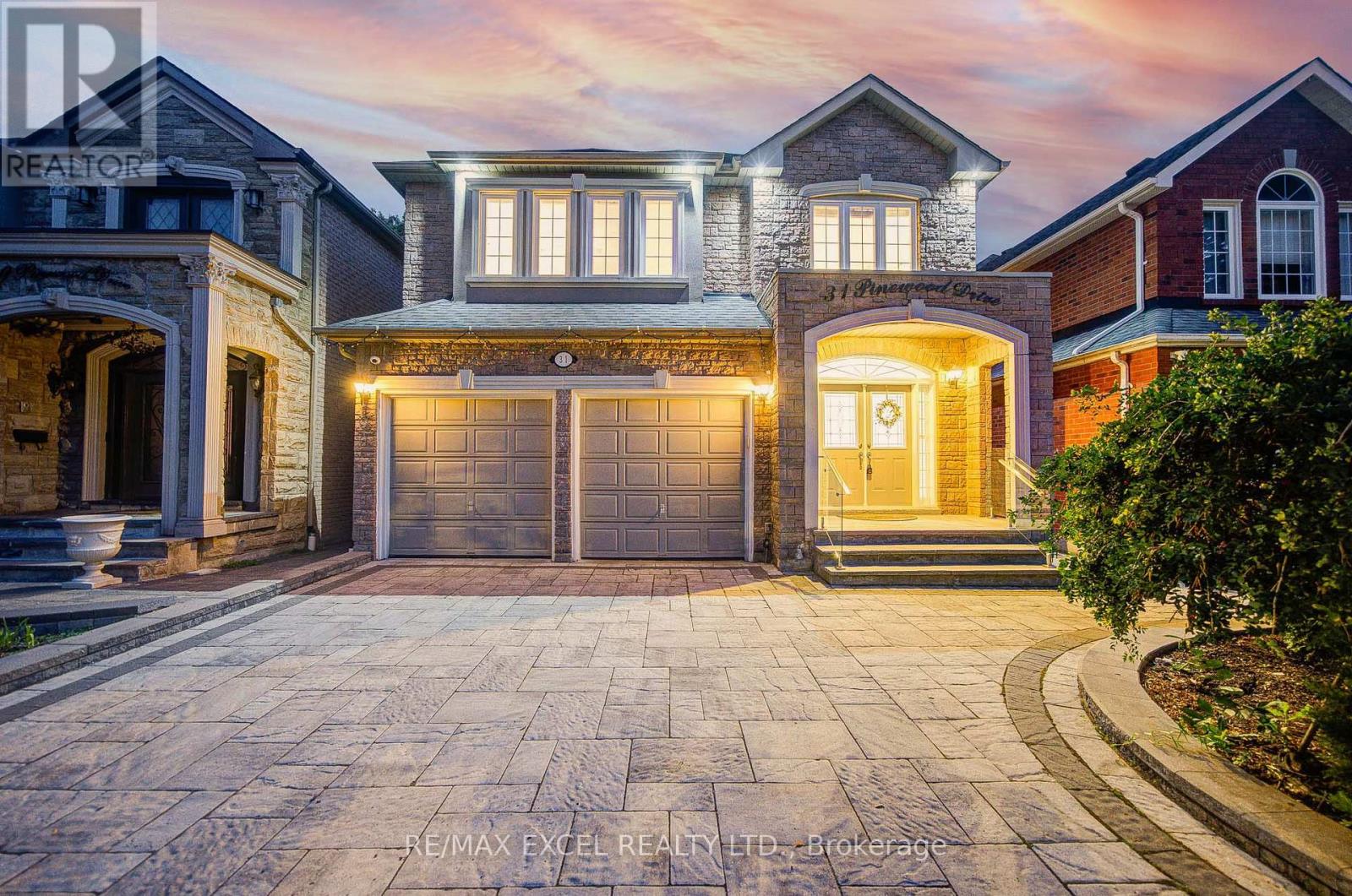 31 PINEWOOD DRIVE - 1