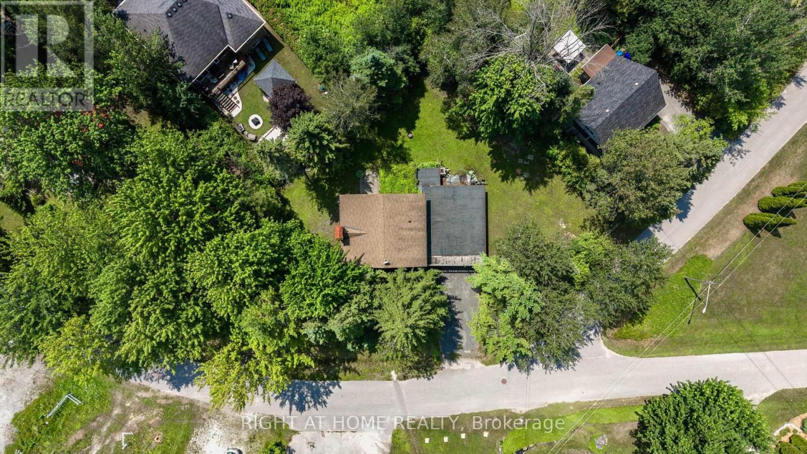 25 WILLIAM AVENUE - 32