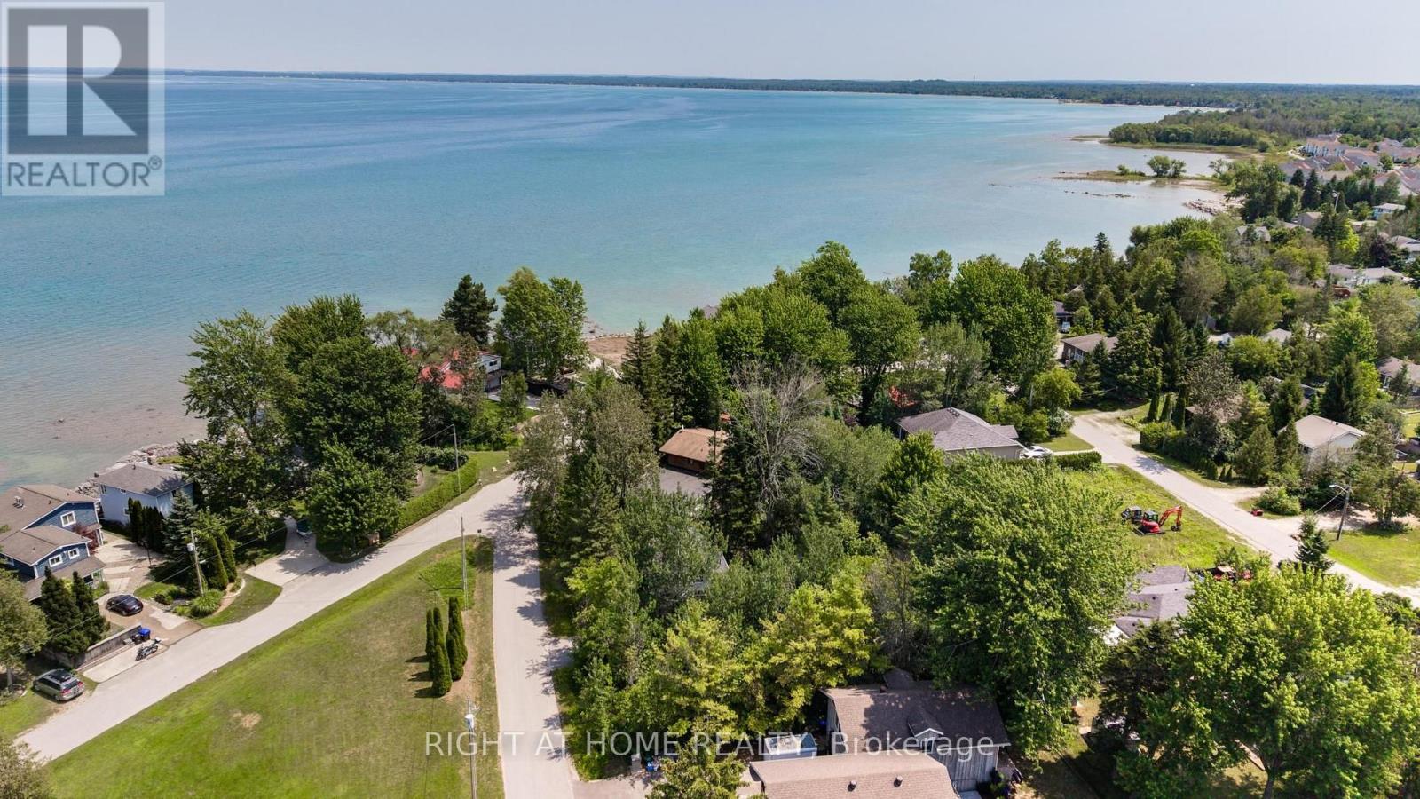 25 WILLIAM AVENUE - 34