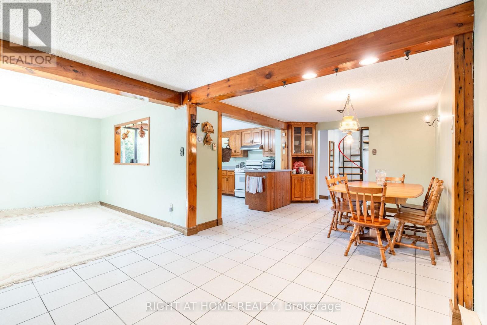 25 WILLIAM AVENUE - 8