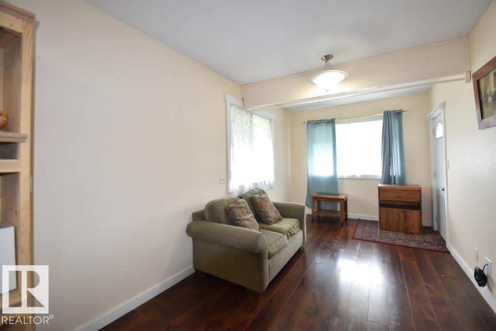 4917 49 ST - Image 6