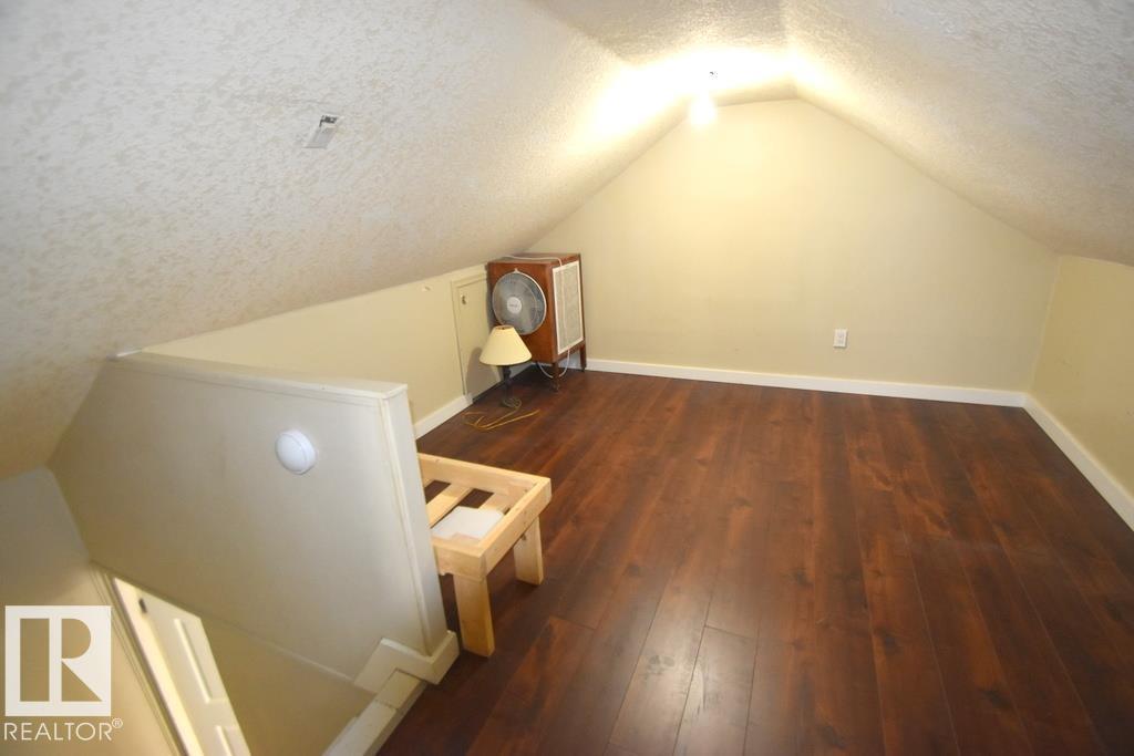 4917 49 ST - Image 8