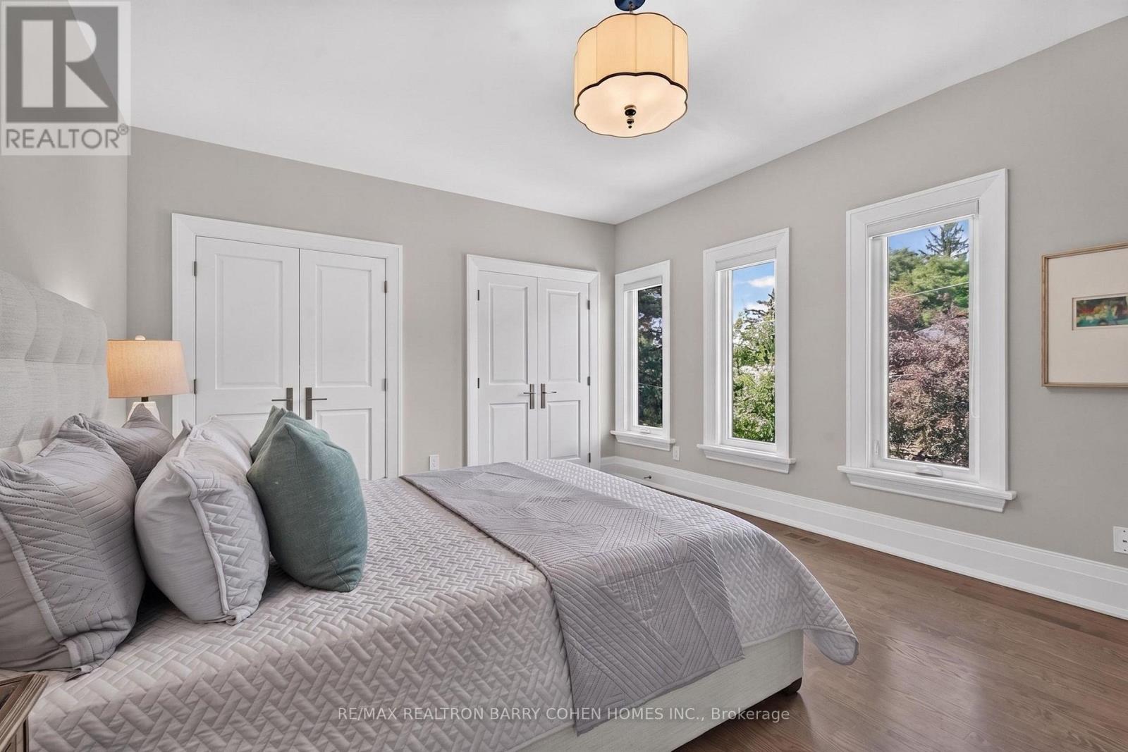 33 MUNRO BOULEVARD - Image 35