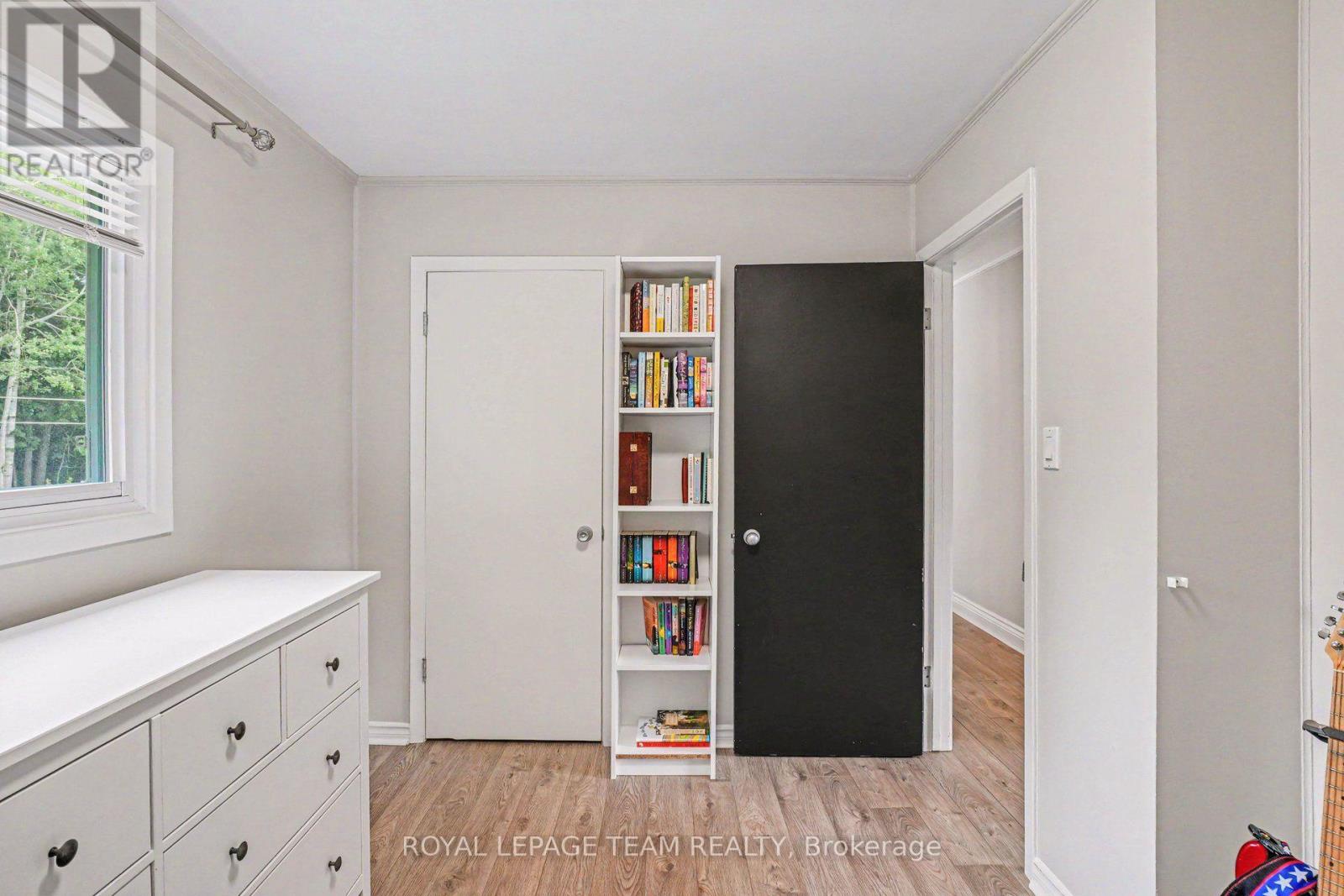 400 WYLIE STREET - 13