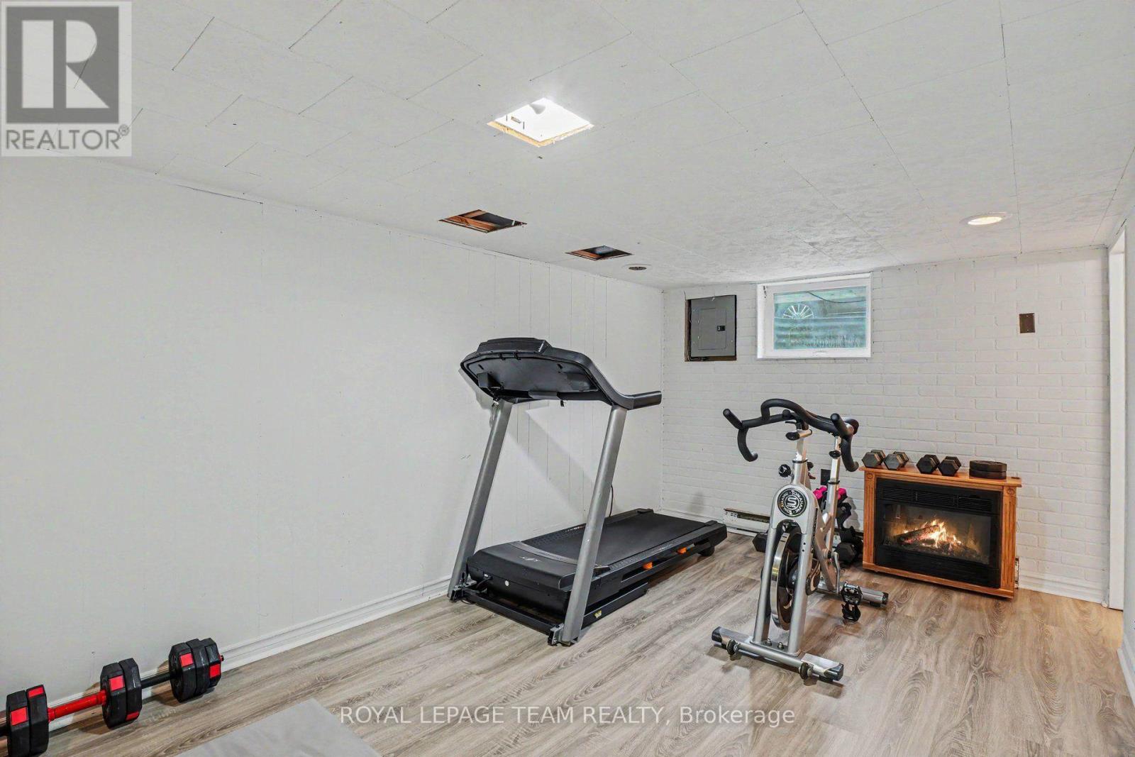 400 WYLIE STREET - 19