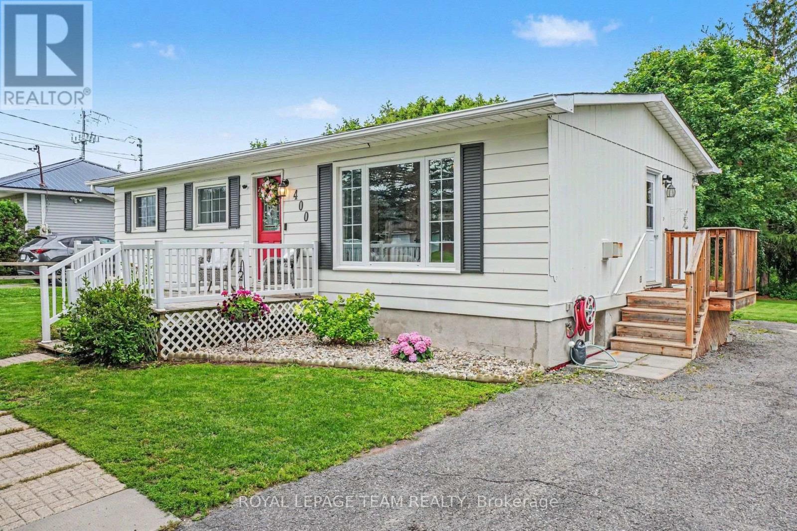 400 WYLIE STREET - 2