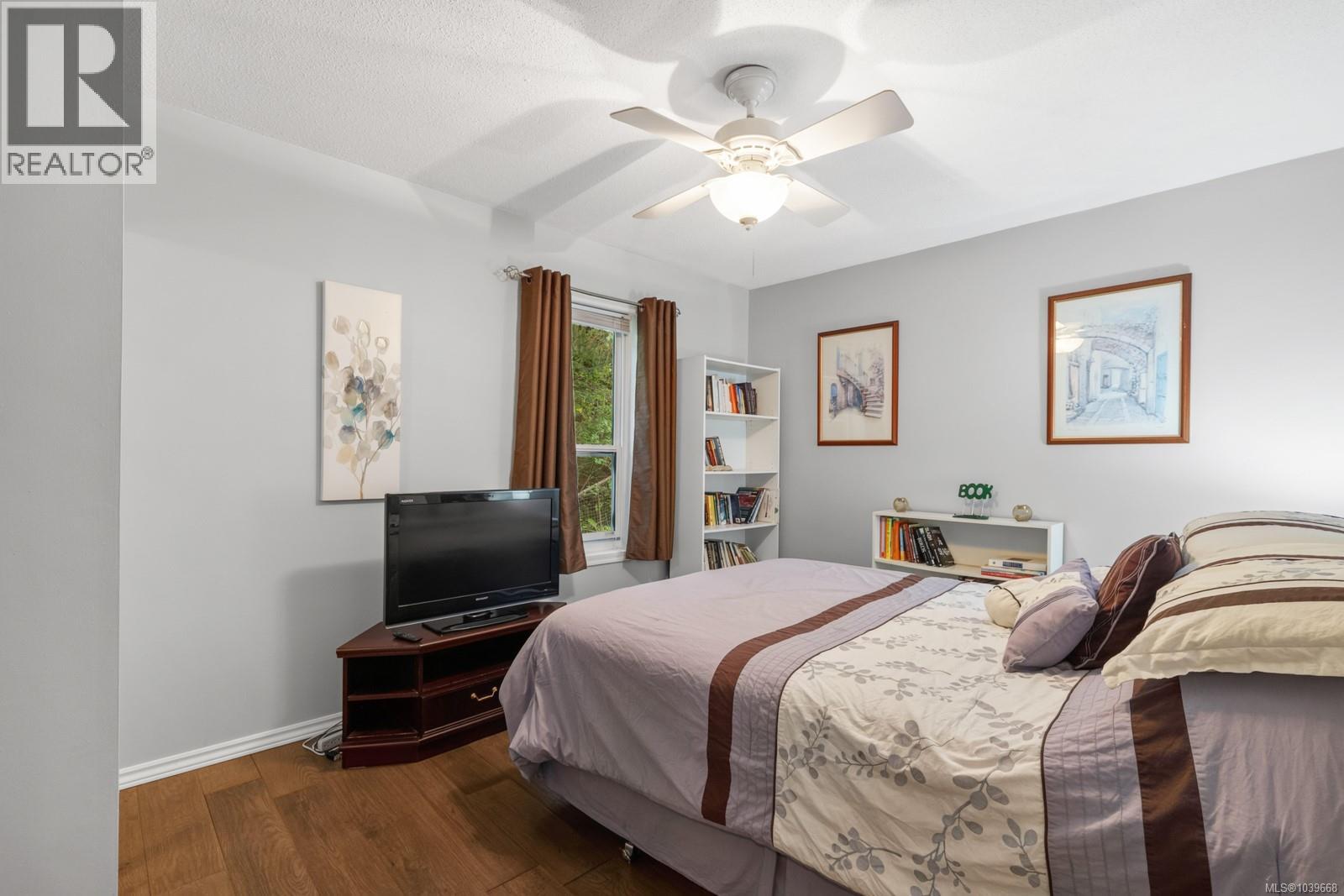2267 Regina Dr - 38