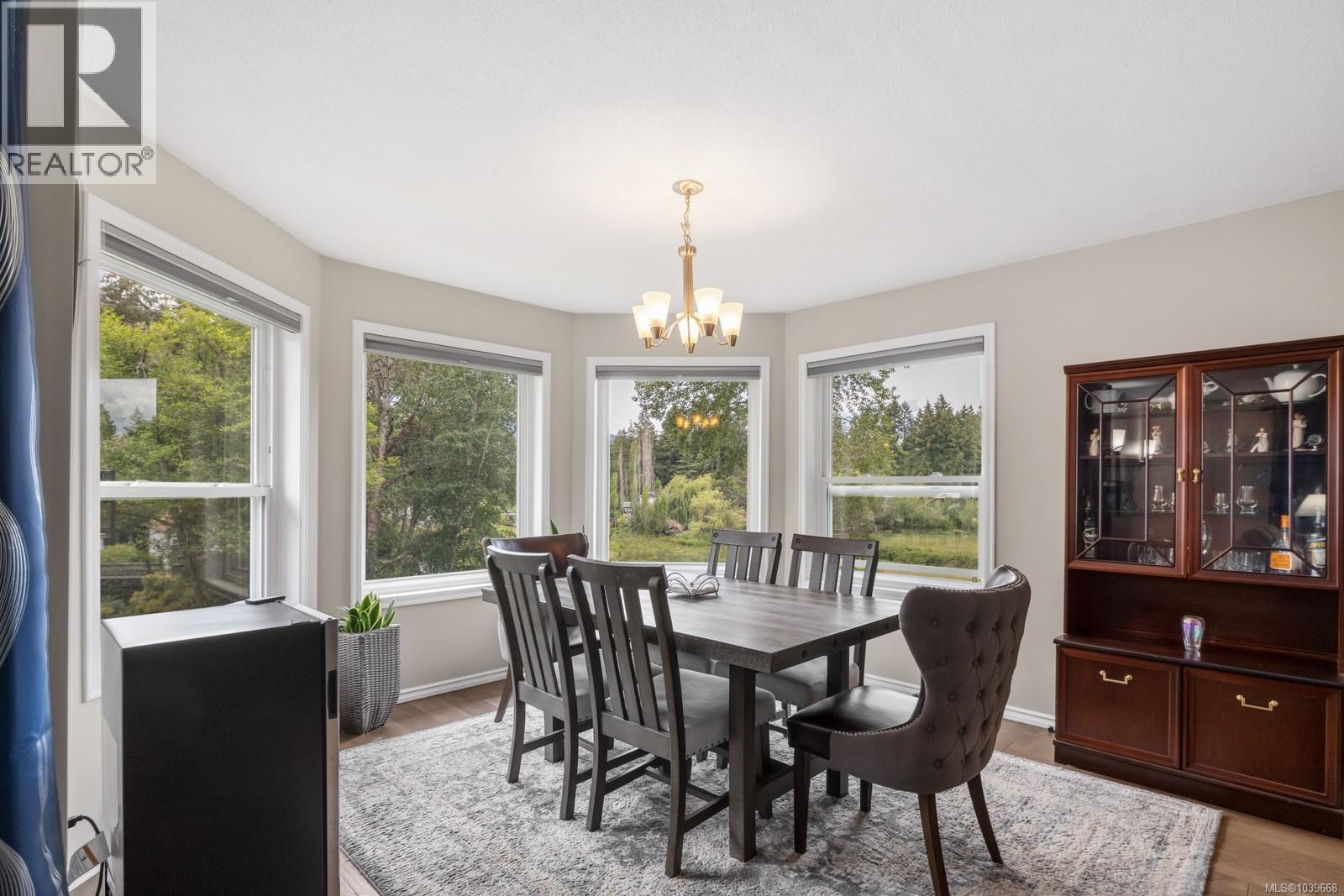 2267 Regina Dr - Image 24