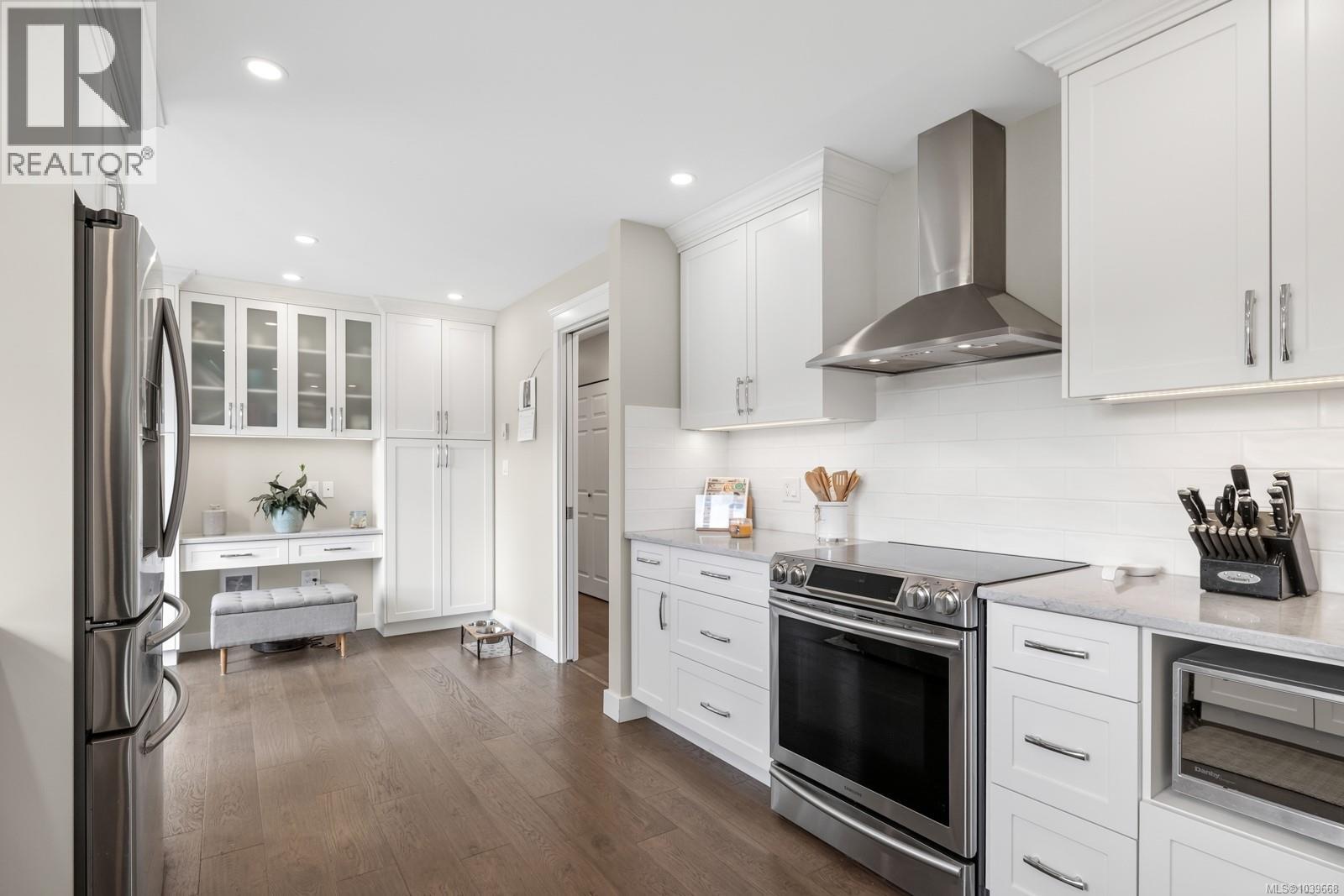 2267 Regina Dr - 30