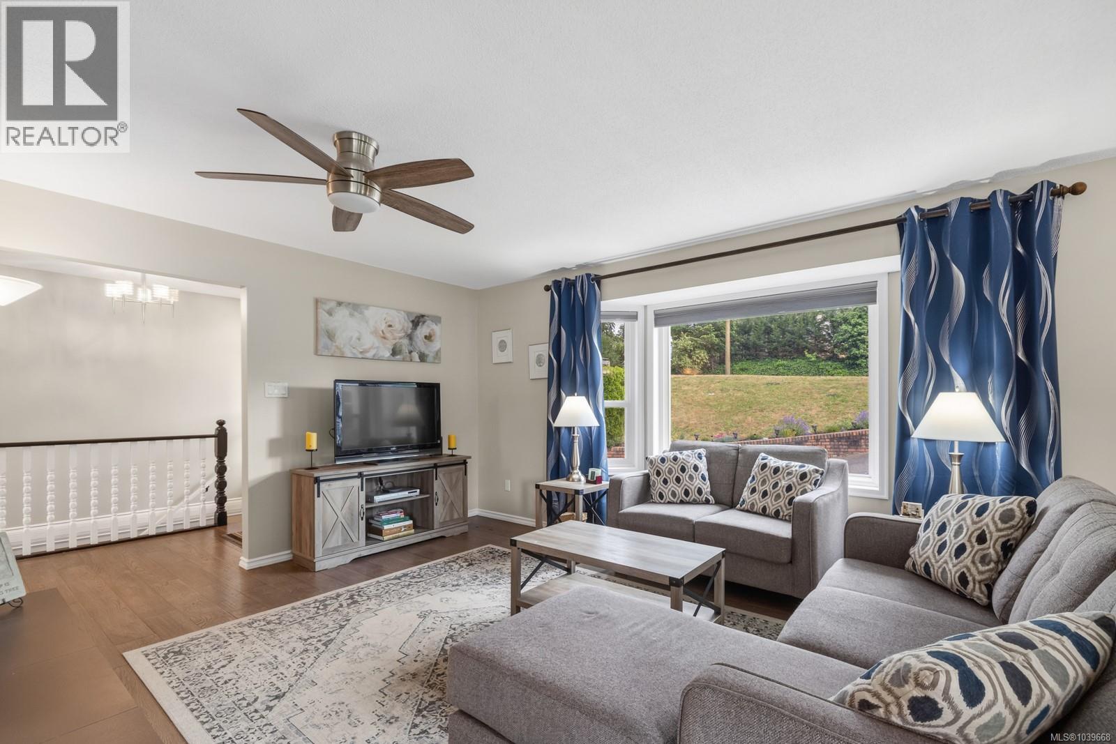 2267 Regina Dr - Image 21