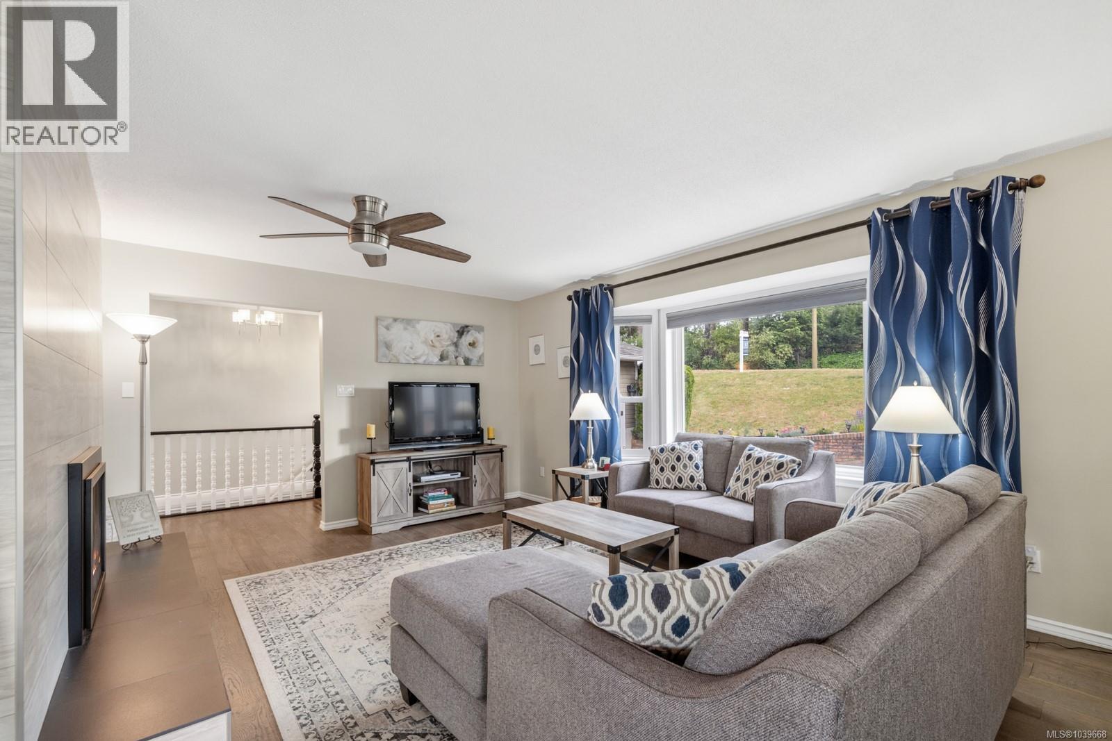2267 Regina Dr - Image 22