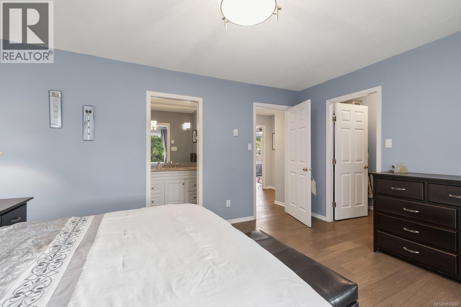 2267 Regina Dr - 39