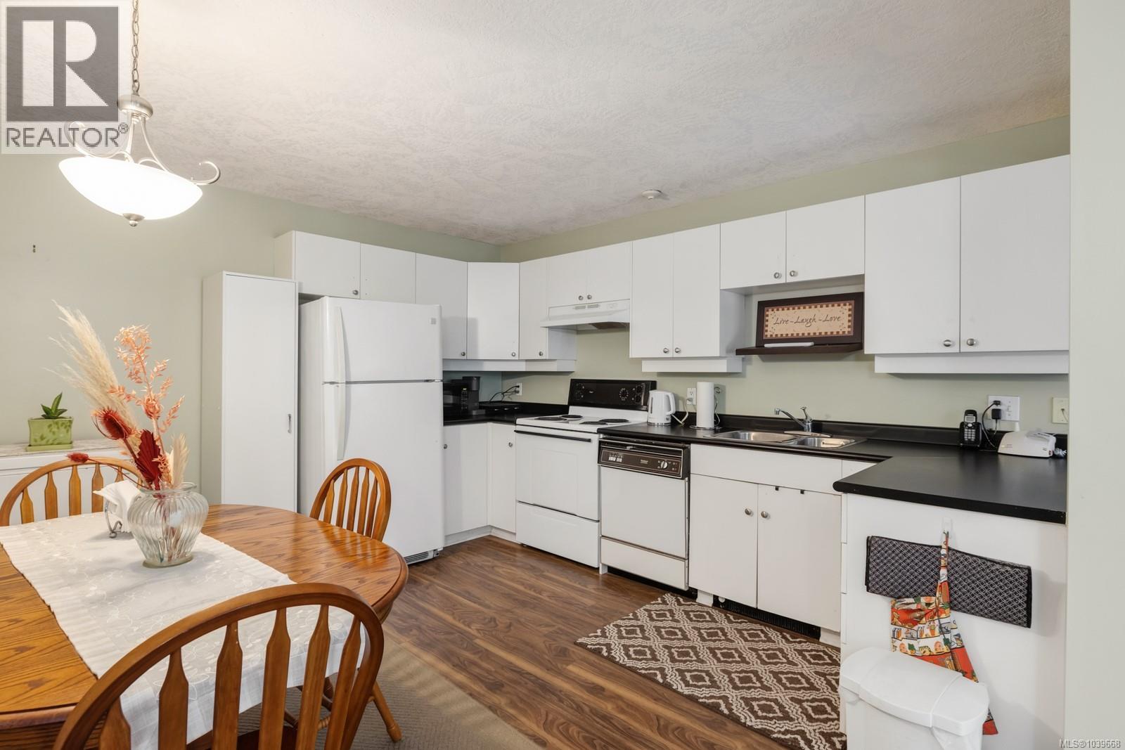2267 Regina Dr - 55