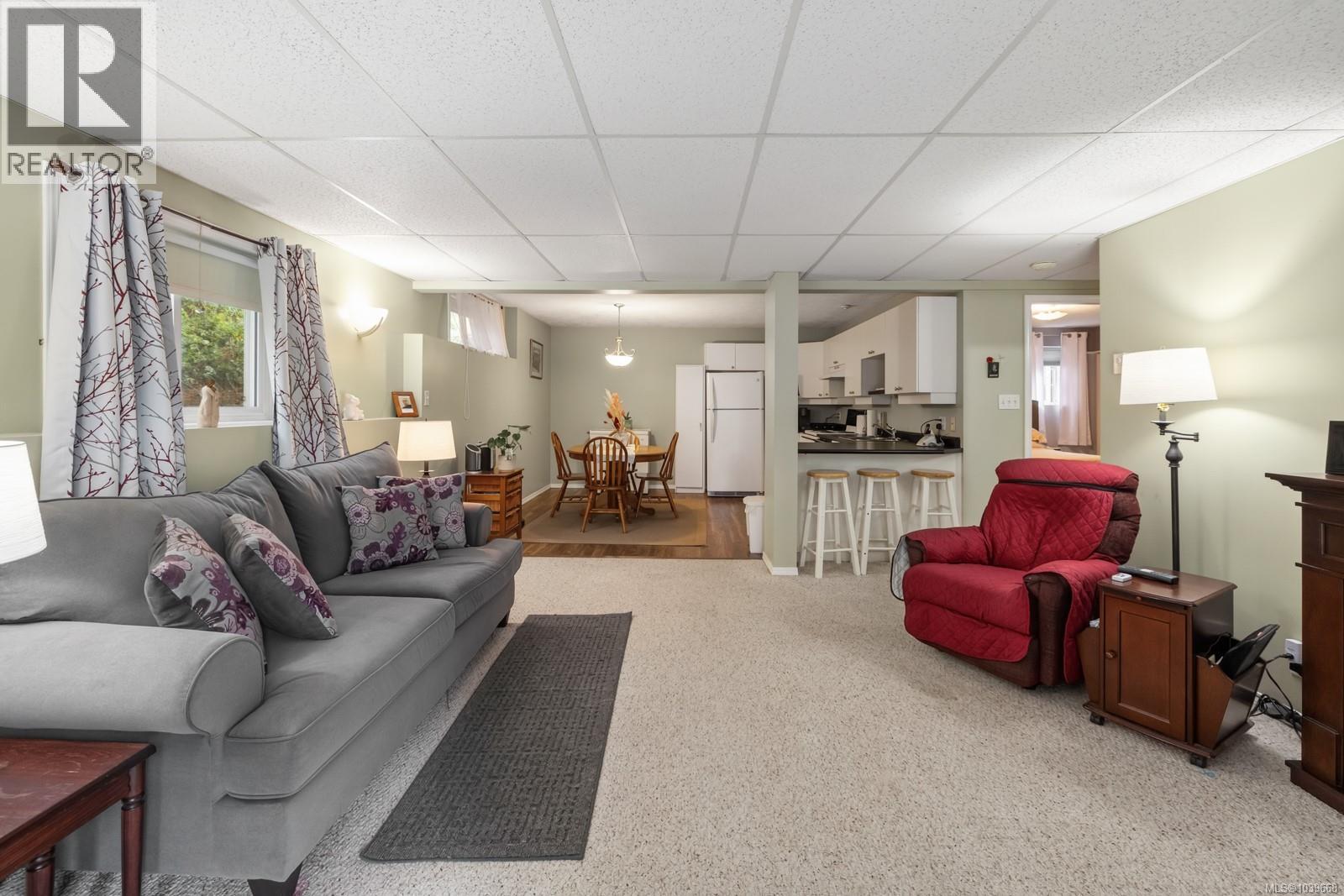 2267 Regina Dr - Image 51