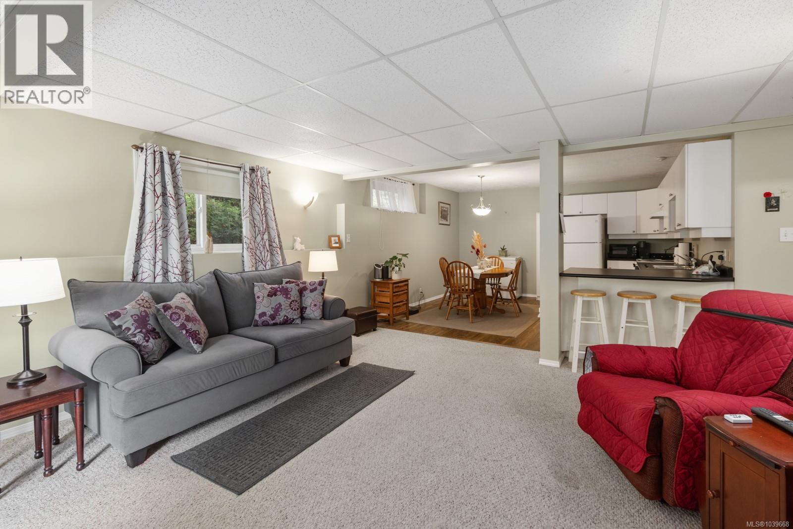 2267 Regina Dr - Image 52